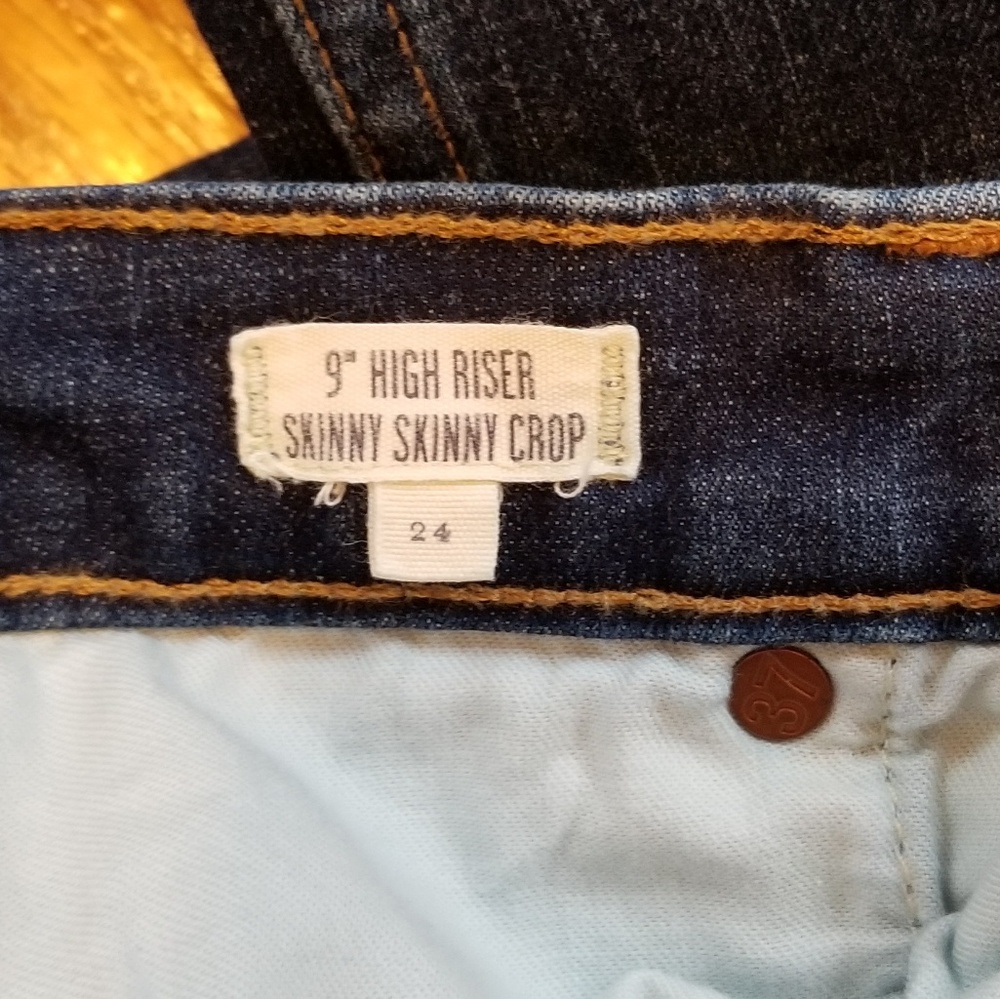 (NWOT) Madewell 9" Skinny High Riser Crop - 24 - Picture 4 of 4
